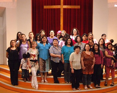 Dia das Mães No Domingo 9 de Maio, celebramos o Dia das Mães, onde tivemos um tempo especial de oração por elas, agradecendo a Deus...