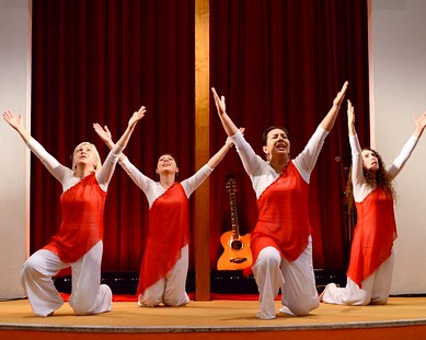 Pascua en Shinshiro 2016 El pasado Domingo 27 de Marzo, nuestra iglesia realizó un Culto de Celebración, conmemorando la Pascua de Resurrección....